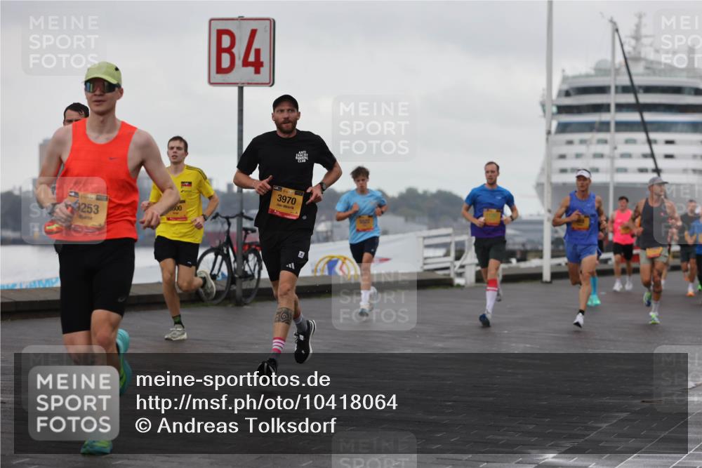 13.09.2026 - Kiel Lauf Andreas Tolksdorf http://msf.ph/oto/10418064 13.09.2026 10:56:51 Kiellinie 4, 3253, 600, 3970 meine-sportfotos.de