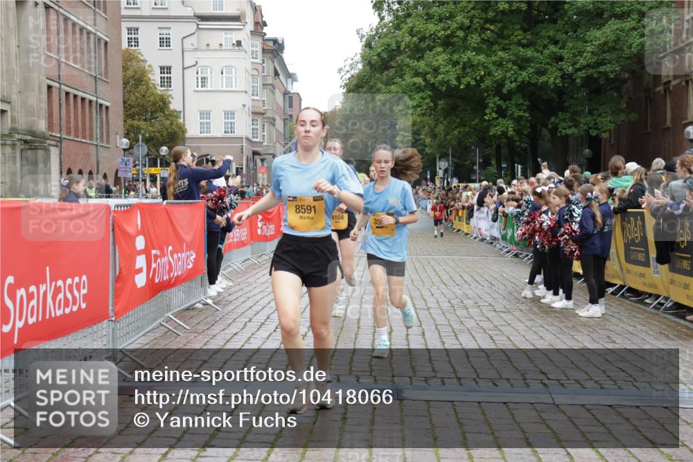 13.09.2026 - Kiel Lauf Yannick Fuchs http://msf.ph/oto/10418066 13.09.2026 09:39:27 Ziel 3522, 4104, 7216, 8591, 8807, 12833, 20, 682, 1702, 1927, 4314, 5272, 5398, 5869, 7431, 8313, 8943, 9838, 12496, 12682, 12833, 2510, 4090, 4605, 4862, 9351, 9367, 9444, 9782, 10303, 10769, 12172, 682, 4314, 7747, 8313, 9838, 10894 meine-sportfotos.de