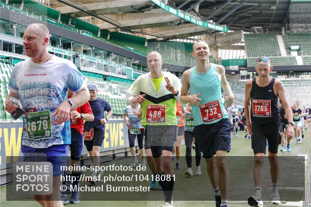 13.09.2026 - 21. swb-Marathon Bremen Michael Burmester http://msf.ph/oto/10418081 13.09.2026 13:20:26 Laufen im Stadion 333, 464, 512, 620, 704, 938, 1066, 1129, 1156, 1158, 1409, 1439, 1446, 1506, 1676, 1697, 1756, 1808, 1815, 1846, 1916, 2010, 2028, 2064, 2139, 2201, 2240, 2258, 2278, 2315, 2349, 2394, 2395, 2414, 2417, 2437, 2501, 2519, 2533, 2557, 2563, 2588, 2626, 2689, 2694, 2695, 2702, 2703, 2722, 2736, 2756, 2793, 2843, 2845, 2886, 2983, 3004, 3010, 3017, 3018, 3031, 3035, 3036, 3037, 3046, 3059, 3070, 3072, 3074, 3102, 3116, 3139, 3189, 3198, 3243, 3263, 3264, 3310, 3315 meine-sportfotos.de