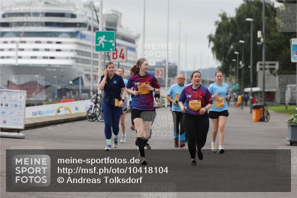 13.09.2026 - Kiel Lauf Andreas Tolksdorf http://msf.ph/oto/10418104 13.09.2026 10:08:23 Kiellinie 10, 84, 1192, 83, 12370, 7400 meine-sportfotos.de