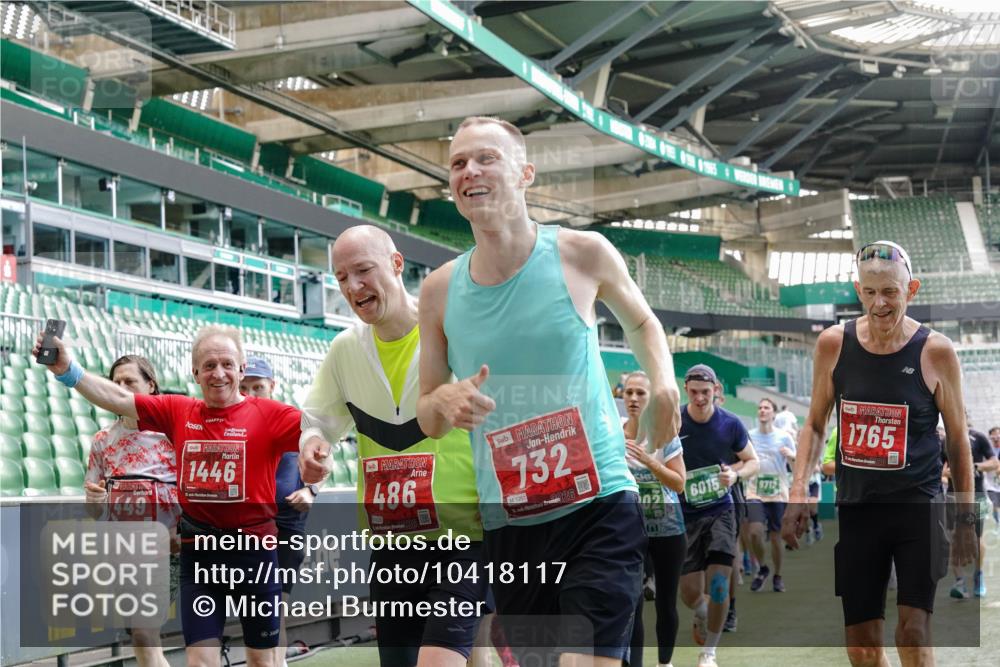 13.09.2026 - 21. swb-Marathon Bremen Michael Burmester http://msf.ph/oto/10418117 13.09.2026 13:20:27 Laufen im Stadion 333, 464, 512, 620, 704, 938, 1066, 1129, 1156, 1158, 1409, 1439, 1446, 1506, 1676, 1697, 1756, 1808, 1815, 1846, 1916, 2010, 2028, 2064, 2139, 2201, 2240, 2258, 2278, 2315, 2349, 2394, 2395, 2414, 2417, 2437, 2501, 2519, 2533, 2557, 2563, 2588, 2626, 2689, 2694, 2695, 2702, 2703, 2722, 2736, 2756, 2793, 2843, 2886, 2983, 3004, 3010, 3017, 3018, 3031, 3035, 3036, 3037, 3046, 3059, 3070, 3072, 3074, 3102, 3116, 3139, 3189, 3198, 3243, 3263, 3264, 3310, 3315 meine-sportfotos.de