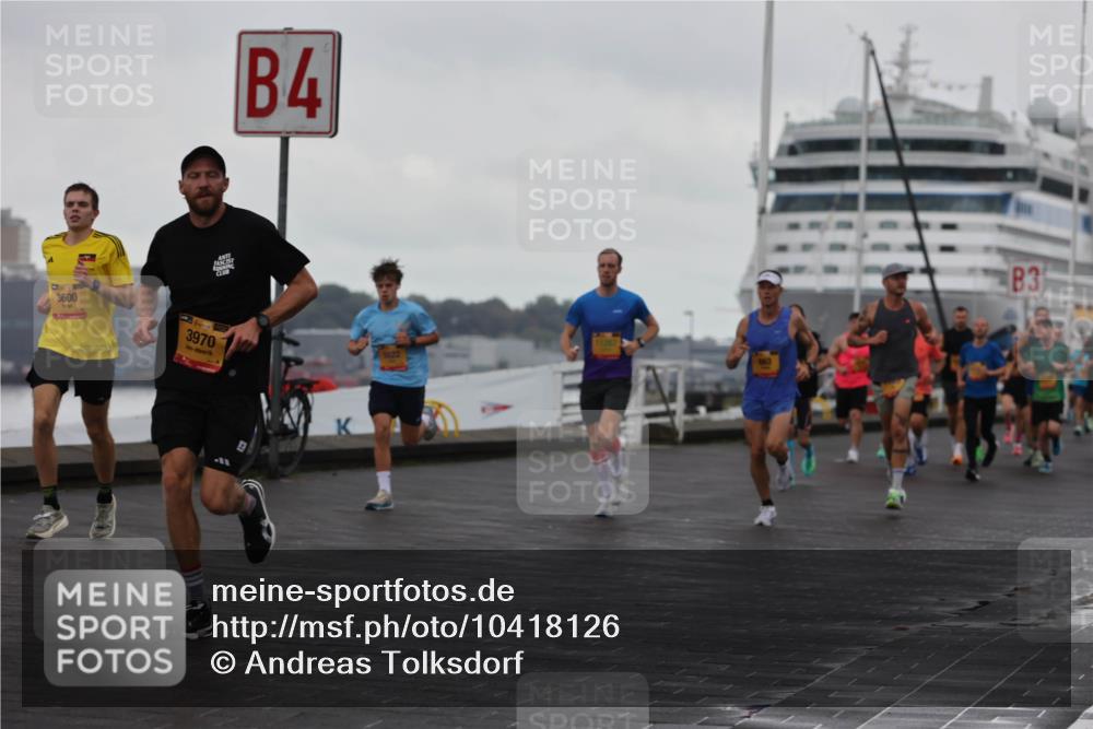 13.09.2026 - Kiel Lauf Andreas Tolksdorf http://msf.ph/oto/10418126 13.09.2026 10:56:52 Kiellinie 3600, 38, 3970, 4, 3 meine-sportfotos.de