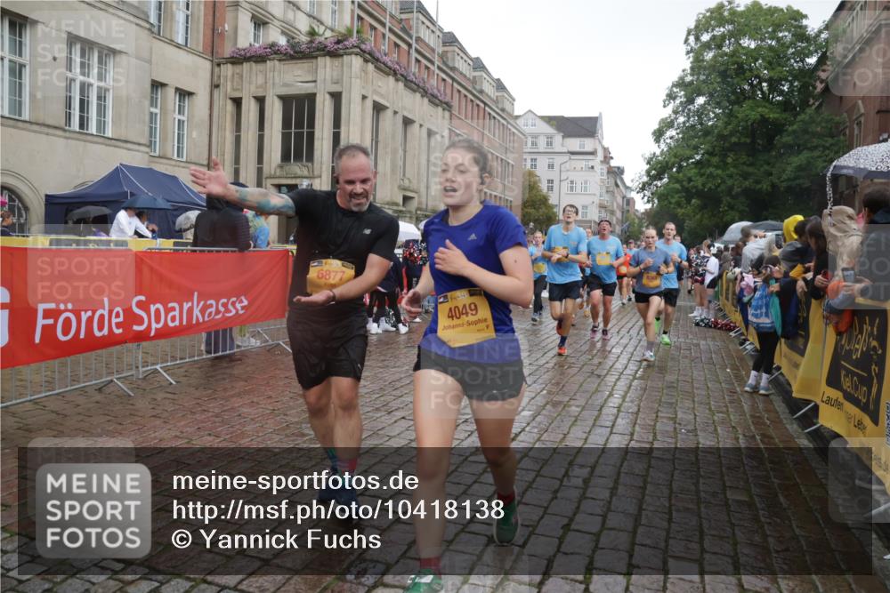 13.09.2026 - Kiel Lauf Yannick Fuchs http://msf.ph/oto/10418138 13.09.2026 10:50:13 Ziel 124, 177, 706, 707, 723, 1008, 1057, 1154, 2709, 2901, 3436, 3889, 4714, 4743, 5394, 5456, 5804, 6248, 6250, 6445, 7788, 7791, 7806, 8375, 8398, 8665, 8779, 9034, 9231, 9423, 9949, 11391, 11413, 11545, 11776, 12664, 12747, 136, 253, 1388, 1401, 1452, 2245, 2668, 2733, 2901, 3008, 3076, 3164, 3294, 3311, 3459, 3508, 4039, 4049, 4317, 4921, 5115, 5350, 5370, 5438, 5651, 5685, 5849, 6024, 6157, 6827, 6830, 6831, 6877, 7011, 8237, 8644, 8977, 9037, 3259, 6321, 8717 meine-sportfotos.de