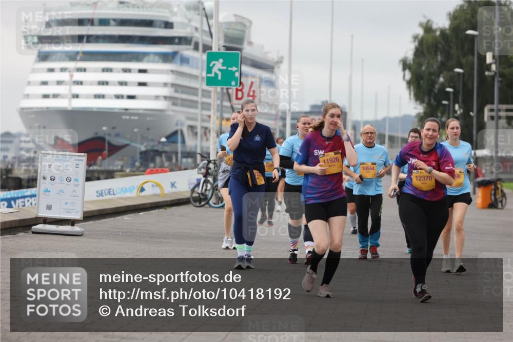 13.09.2026 - Kiel Lauf Andreas Tolksdorf http://msf.ph/oto/10418192 13.09.2026 10:08:24 Kiellinie 3, 4, 723, 11926, 10554, 12370, 00 meine-sportfotos.de