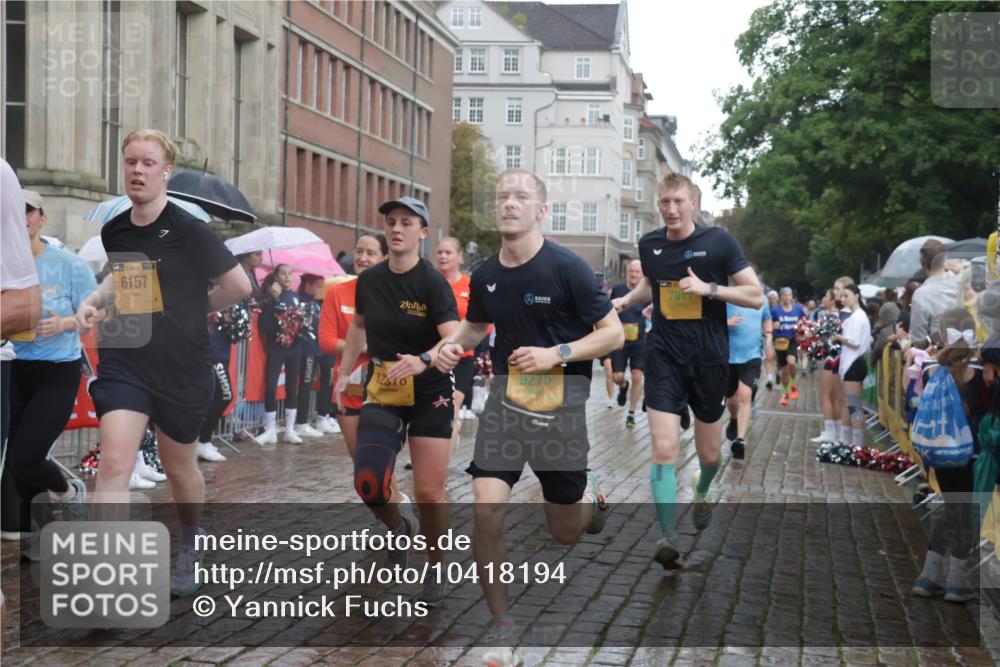 13.09.2026 - Kiel Lauf Yannick Fuchs http://msf.ph/oto/10418194 13.09.2026 10:50:17 Ziel 124, 177, 706, 707, 835, 1008, 1154, 1779, 2709, 3214, 3216, 3436, 3889, 4270, 4714, 4743, 5394, 5456, 6248, 6250, 7788, 7791, 7806, 8375, 8398, 8753, 8779, 8865, 8866, 8880, 9034, 9231, 9325, 9423, 9949, 10382, 11391, 11413, 11545, 11614, 12117, 136, 253, 723, 1057, 1388, 1401, 1452, 2733, 2901, 3008, 3076, 3164, 3294, 3311, 3459, 3508, 4039, 4317, 4921, 5115, 5350, 5370, 5438, 5685, 5804, 5849, 6157, 6445, 6827, 6830, 6831, 7011, 8237, 8644, 8977, 9037 meine-sportfotos.de