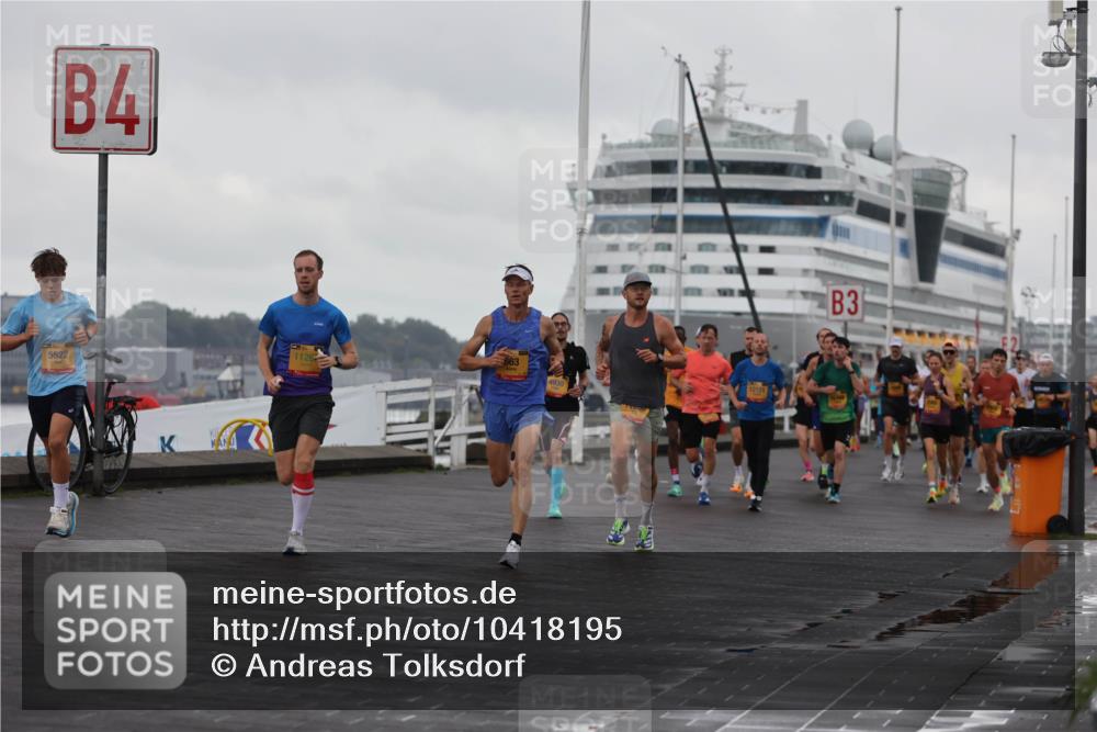 13.09.2026 - Kiel Lauf Andreas Tolksdorf http://msf.ph/oto/10418195 13.09.2026 10:56:52 Kiellinie 4, 5522, 1126, 663, 4930, 12121, 3 meine-sportfotos.de