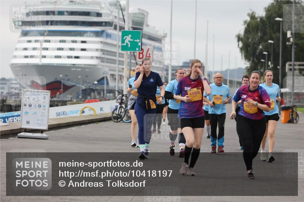 13.09.2026 - Kiel Lauf Andreas Tolksdorf http://msf.ph/oto/10418197 13.09.2026 10:08:24 Kiellinie 130, 11926, 10554, 12370 meine-sportfotos.de