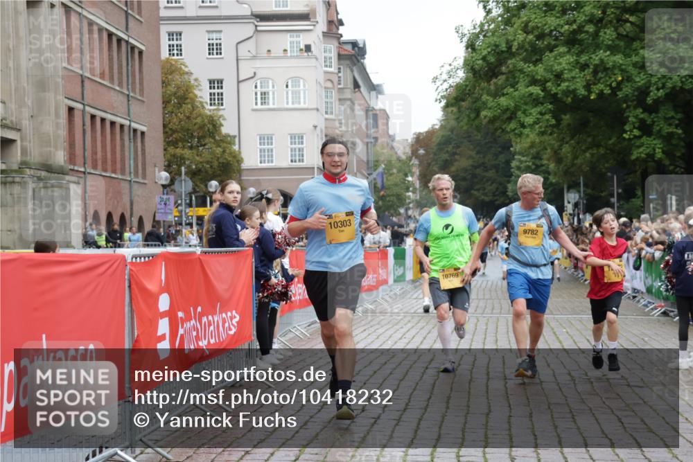13.09.2026 - Kiel Lauf Yannick Fuchs http://msf.ph/oto/10418232 13.09.2026 09:39:39 Ziel 4862, 9351, 9444, 9782, 10303, 10769, 12172, 20, 1927, 3522, 4104, 5272, 5398, 5869, 7216, 7431, 8591, 8807, 12496, 12682, 12833, 2123, 2510, 4090, 4605, 6209, 8620, 9367, 10031, 11034, 20, 1702, 1927, 8943 meine-sportfotos.de