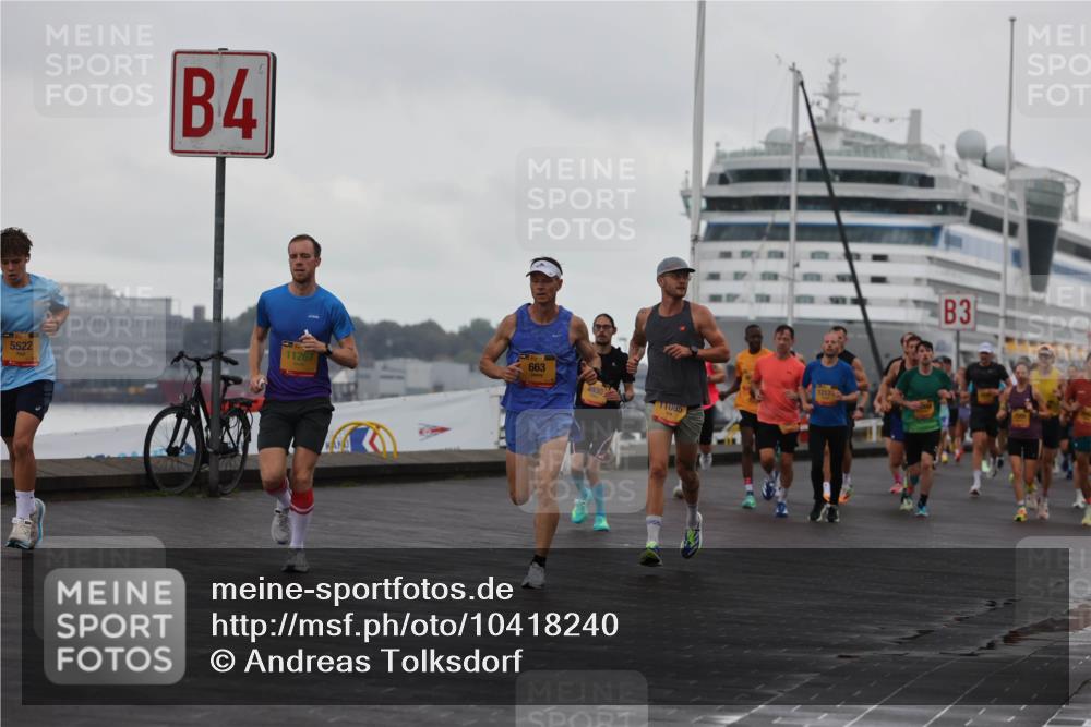 13.09.2026 - Kiel Lauf Andreas Tolksdorf http://msf.ph/oto/10418240 13.09.2026 10:56:53 Kiellinie 5522, 4, 11267, 663, 71085, 1212, 3 meine-sportfotos.de