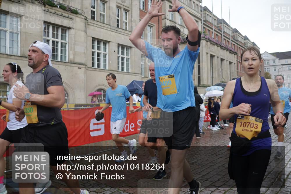 13.09.2026 - Kiel Lauf Yannick Fuchs http://msf.ph/oto/10418264 13.09.2026 10:50:22 Ziel 177, 213, 274, 576, 706, 707, 835, 1008, 1154, 1779, 1980, 3032, 3214, 3216, 3436, 3737, 3769, 3889, 4270, 4743, 5100, 5456, 6127, 6248, 6250, 7791, 7806, 8086, 8365, 8398, 8753, 8779, 8865, 8866, 8880, 9034, 9231, 9325, 9423, 9949, 10382, 11391, 11413, 11545, 11614, 12117, 12288, 124, 136, 253, 723, 1057, 1401, 1452, 2709, 2733, 2901, 3008, 3076, 3164, 3459, 4039, 4317, 4714, 4921, 5115, 5350, 5370, 5394, 5438, 5685, 5804, 6445, 6827, 6830, 6831, 8237, 8977 meine-sportfotos.de