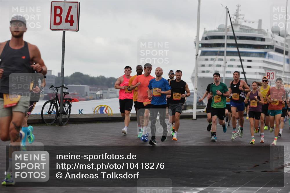 13.09.2026 - Kiel Lauf Andreas Tolksdorf http://msf.ph/oto/10418276 13.09.2026 10:56:56 Kiellinie 11089, 4, 121, 10208, 12449, 8371, 2565, 3, 219, 2562 meine-sportfotos.de