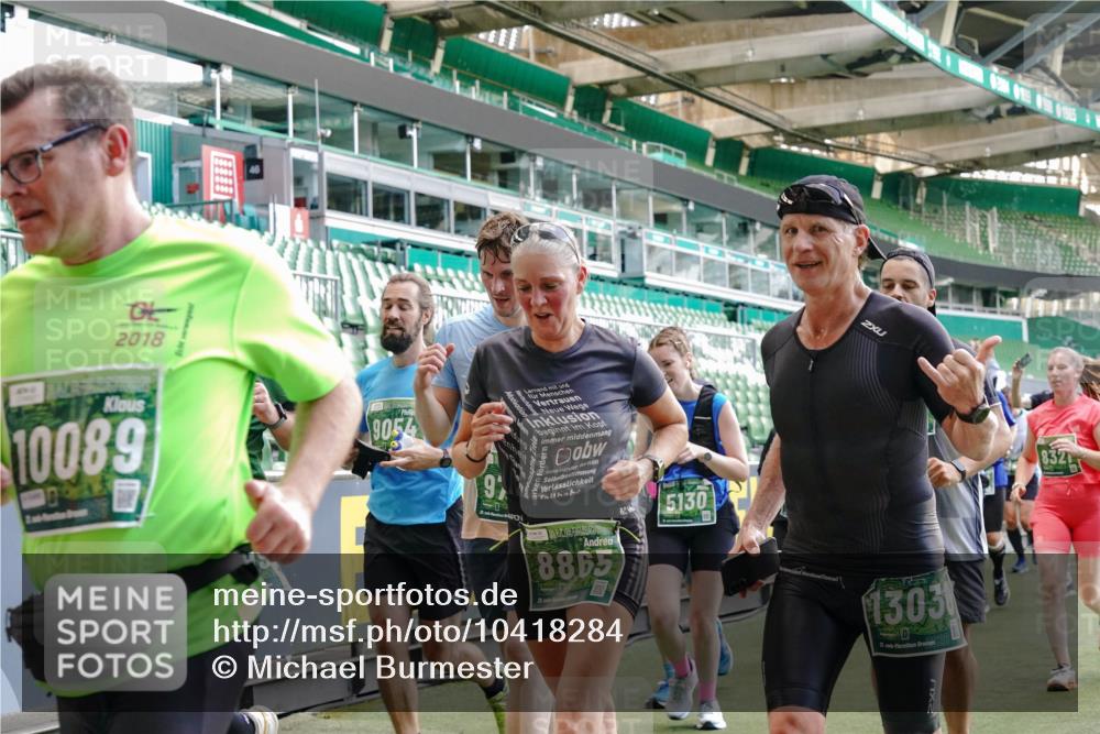 13.09.2026 - 21. swb-Marathon Bremen Michael Burmester http://msf.ph/oto/10418284 13.09.2026 13:20:32 Laufen im Stadion 333, 464, 512, 620, 704, 782, 938, 1066, 1129, 1156, 1158, 1316, 1409, 1439, 1446, 1676, 1697, 1756, 1808, 1815, 1846, 1916, 2010, 2028, 2064, 2139, 2201, 2240, 2258, 2278, 2315, 2349, 2394, 2395, 2414, 2417, 2437, 2501, 2519, 2533, 2563, 2588, 2626, 2689, 2694, 2695, 2702, 2703, 2722, 2736, 2756, 2793, 2843, 2886, 2983, 3004, 3010, 3017, 3018, 3031, 3035, 3036, 3037, 3046, 3059, 3070, 3074, 3102, 3116, 3139, 3144, 3189, 3243, 3263, 3264, 3310, 3315 meine-sportfotos.de