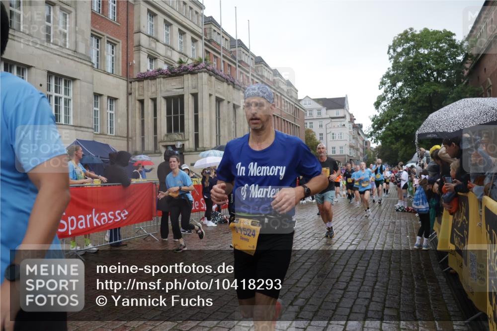 13.09.2026 - Kiel Lauf Yannick Fuchs http://msf.ph/oto/10418293 13.09.2026 10:50:24 Ziel 177, 213, 274, 576, 706, 807, 835, 1008, 1124, 1154, 1779, 1980, 3032, 3214, 3216, 3436, 3737, 3769, 3929, 4270, 4743, 4922, 5100, 5456, 6127, 6248, 6250, 7520, 7791, 8086, 8365, 8753, 8779, 8865, 8866, 8880, 9034, 9148, 9231, 9325, 9423, 9434, 10382, 11080, 11413, 11545, 11614, 12117, 12288, 124, 136, 253, 706, 707, 723, 1057, 1154, 1401, 1452, 2709, 2733, 2901, 3076, 3889, 4039, 4317, 4714, 4921, 5115, 5394, 5438, 5685, 5804, 6445, 6830, 6831, 8237 meine-sportfotos.de