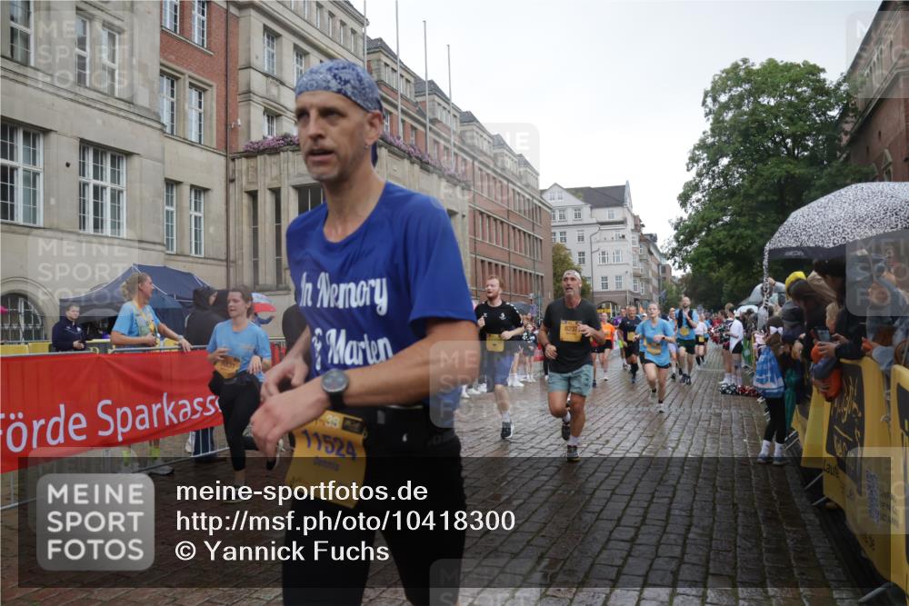 13.09.2026 - Kiel Lauf Yannick Fuchs http://msf.ph/oto/10418300 13.09.2026 10:50:24 Ziel 177, 213, 274, 576, 706, 807, 835, 1008, 1124, 1154, 1779, 1980, 3032, 3214, 3216, 3436, 3737, 3769, 3929, 4270, 4743, 4922, 5100, 5456, 6127, 6248, 6250, 7520, 7791, 8086, 8365, 8753, 8779, 8865, 8866, 8880, 9034, 9148, 9231, 9325, 9423, 9434, 10382, 11080, 11413, 11545, 11614, 12117, 12288, 124, 136, 253, 706, 707, 723, 1057, 1154, 1401, 1452, 2709, 2733, 2901, 3076, 3889, 4039, 4317, 4714, 4921, 5115, 5394, 5438, 5685, 5804, 6445, 6830, 6831, 8237 meine-sportfotos.de