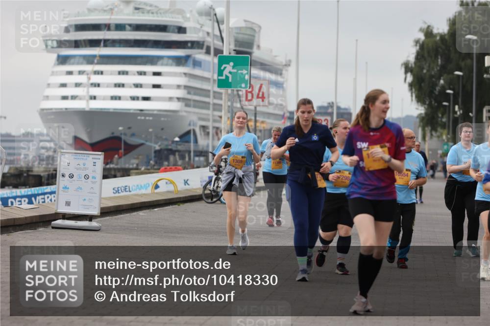 13.09.2026 - Kiel Lauf Andreas Tolksdorf http://msf.ph/oto/10418330 13.09.2026 10:08:26 Kiellinie 4, 1305, 11388, 298, 10554 meine-sportfotos.de