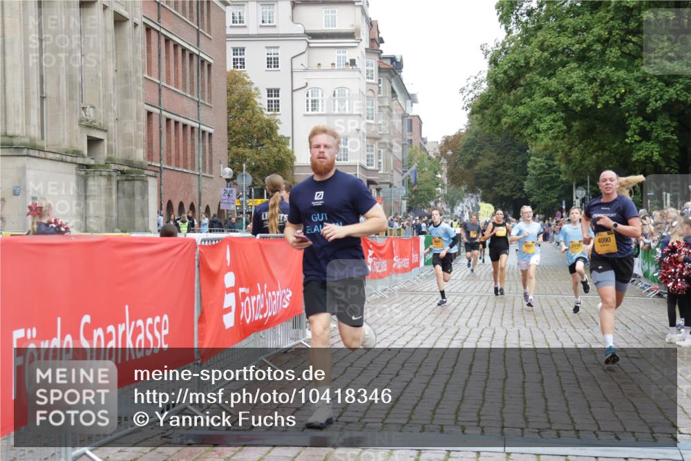 13.09.2026 - Kiel Lauf Yannick Fuchs http://msf.ph/oto/10418346 13.09.2026 09:39:44 Ziel 2510, 4090, 4605, 4862, 8620, 9351, 9367, 9444, 9782, 10303, 10769, 12172, 3522, 4104, 5272, 5398, 5869, 7216, 7431, 8591, 8807, 9351, 12496, 12682, 12833, 2123, 3416, 5946, 6209, 10031, 11034, 20, 1702, 1927, 12496 meine-sportfotos.de