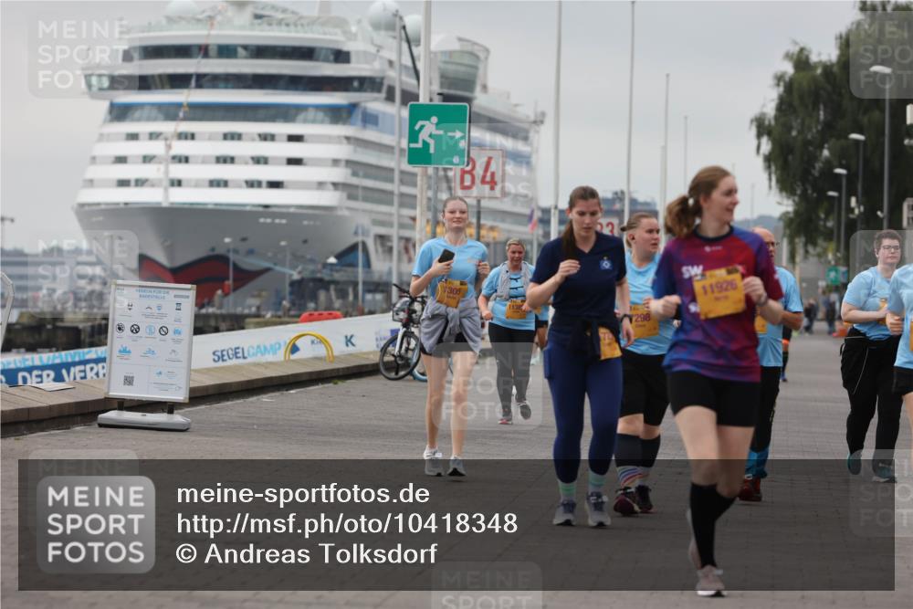 13.09.2026 - Kiel Lauf Andreas Tolksdorf http://msf.ph/oto/10418348 13.09.2026 10:08:26 Kiellinie 3, 4, 305, 1138, 298, 11926 meine-sportfotos.de