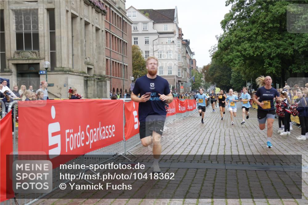 13.09.2026 - Kiel Lauf Yannick Fuchs http://msf.ph/oto/10418362 13.09.2026 09:39:45 Ziel 2510, 4090, 4605, 4862, 8620, 9367, 9444, 9782, 10303, 10769, 12172, 3522, 4104, 5272, 5398, 5869, 7216, 7431, 8591, 8807, 9351, 9444, 12496, 12682, 12833, 1120, 2123, 3416, 5946, 6209, 10031, 11034, 20, 1702, 1927, 12496, 12682 meine-sportfotos.de