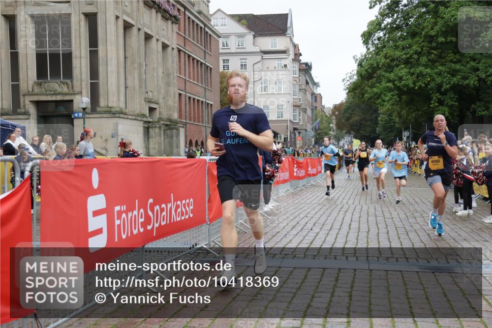 13.09.2026 - Kiel Lauf Yannick Fuchs http://msf.ph/oto/10418369 13.09.2026 09:39:45 Ziel 2510, 4090, 4605, 4862, 8620, 9367, 9444, 9782, 10303, 10769, 12172, 3522, 4104, 5272, 5398, 5869, 7216, 7431, 8591, 8807, 9351, 9444, 12496, 12682, 12833, 1120, 2123, 3416, 5946, 6209, 10031, 11034, 20, 1702, 1927, 12496, 12682 meine-sportfotos.de