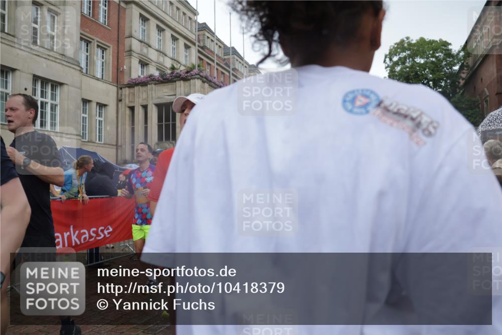 13.09.2026 - Kiel Lauf Yannick Fuchs http://msf.ph/oto/10418379 13.09.2026 10:50:30 Ziel 213, 274, 395, 576, 807, 835, 952, 1124, 1737, 1779, 1904, 1921, 1980, 2530, 3032, 3737, 3769, 3929, 4270, 4922, 5100, 5549, 5800, 6127, 6666, 6864, 7266, 7520, 8086, 8131, 8365, 8753, 8865, 8866, 9013, 9148, 9325, 9433, 9434, 10382, 10486, 11080, 12117, 12288, 12429, 12602, 124, 136, 177, 253, 706, 707, 723, 1008, 1057, 1154, 1401, 1452, 2709, 2733, 2901, 3076, 3214, 3216, 3436, 3889, 4270, 4317, 4714, 4743, 4921, 5115, 5394, 5438, 5456, 5685, 5804, 6248, 6250, 6445 meine-sportfotos.de