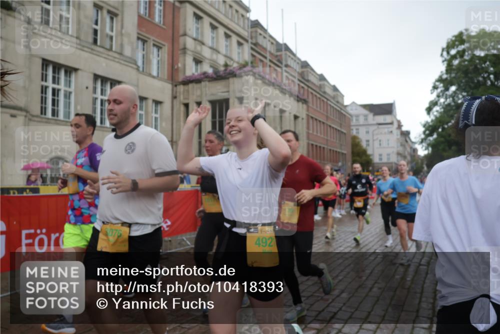 13.09.2026 - Kiel Lauf Yannick Fuchs http://msf.ph/oto/10418393 13.09.2026 10:50:31 Ziel 213, 274, 395, 576, 807, 835, 952, 1124, 1737, 1779, 1904, 1921, 1980, 2530, 3032, 3737, 3769, 3929, 4875, 4922, 5100, 5549, 5800, 6127, 6666, 6864, 7266, 7520, 8086, 8131, 8365, 8753, 8768, 9013, 9148, 9433, 9434, 10486, 11080, 12117, 12288, 12429, 12602, 124, 136, 177, 706, 707, 723, 1008, 1057, 1154, 1401, 2709, 2901, 3076, 3214, 3216, 3436, 3889, 4270, 4317, 4714, 4743, 4921, 5115, 5394, 5438, 5456, 5685, 5804, 6248, 6250, 6445 meine-sportfotos.de