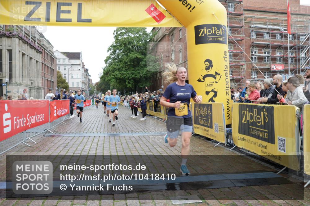 13.09.2026 - Kiel Lauf Yannick Fuchs http://msf.ph/oto/10418410 13.09.2026 09:39:47 Ziel 2510, 4090, 4605, 4862, 8620, 9367, 9782, 10303, 10769, 12172, 3522, 4104, 5272, 5398, 5869, 7216, 7431, 8591, 8807, 9351, 9444, 12682, 12833, 1120, 2123, 3416, 5946, 6209, 10031, 11034, 20, 1927, 5869, 7431, 12496, 12682 meine-sportfotos.de