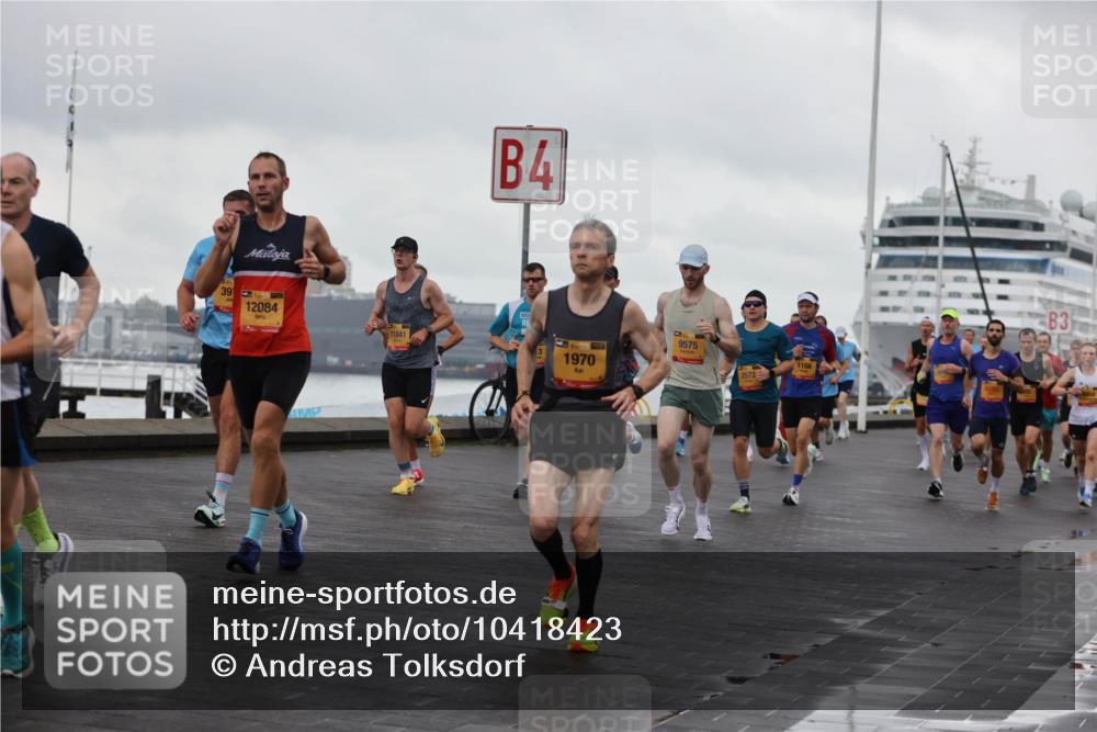13.09.2026 - Kiel Lauf Andreas Tolksdorf http://msf.ph/oto/10418423 13.09.2026 10:57:08 Kiellinie 39, 12084, 4, 11841, 1970, 9575, 2572, 1166, 3 meine-sportfotos.de