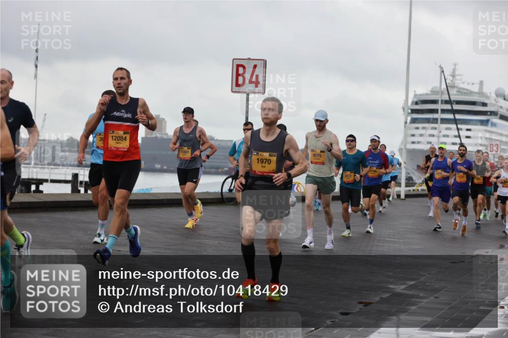 13.09.2026 - Kiel Lauf Andreas Tolksdorf http://msf.ph/oto/10418429 13.09.2026 10:57:08 Kiellinie 4, 39, 12084, 11841, 1970, 9575, 2572, 1166, 3 meine-sportfotos.de