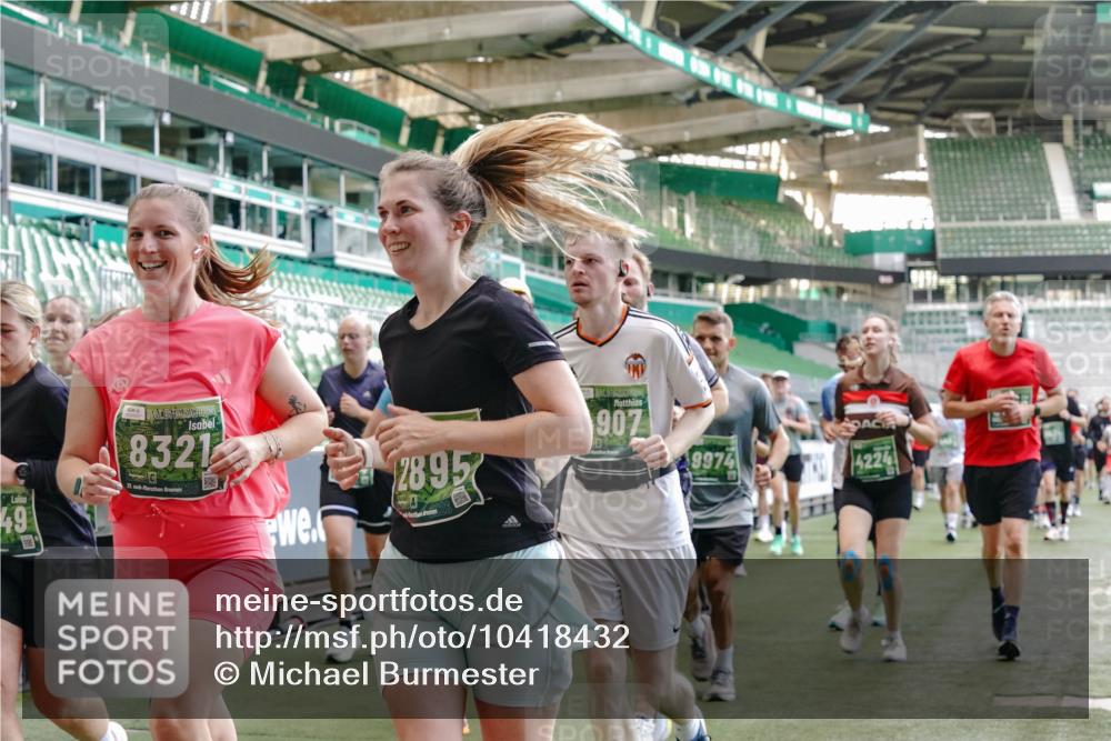 13.09.2026 - 21. swb-Marathon Bremen Michael Burmester http://msf.ph/oto/10418432 13.09.2026 13:20:34 Laufen im Stadion 333, 464, 512, 620, 704, 782, 938, 1066, 1129, 1156, 1158, 1316, 1409, 1439, 1446, 1676, 1697, 1756, 1808, 1815, 1846, 1916, 2010, 2028, 2064, 2139, 2201, 2240, 2258, 2278, 2315, 2349, 2394, 2395, 2414, 2417, 2437, 2501, 2519, 2533, 2551, 2588, 2626, 2689, 2694, 2695, 2702, 2703, 2722, 2736, 2756, 2793, 2843, 2886, 2983, 3004, 3010, 3017, 3018, 3031, 3035, 3036, 3037, 3046, 3059, 3070, 3074, 3102, 3116, 3139, 3144, 3189, 3243, 3263, 3264, 3310, 3315 meine-sportfotos.de