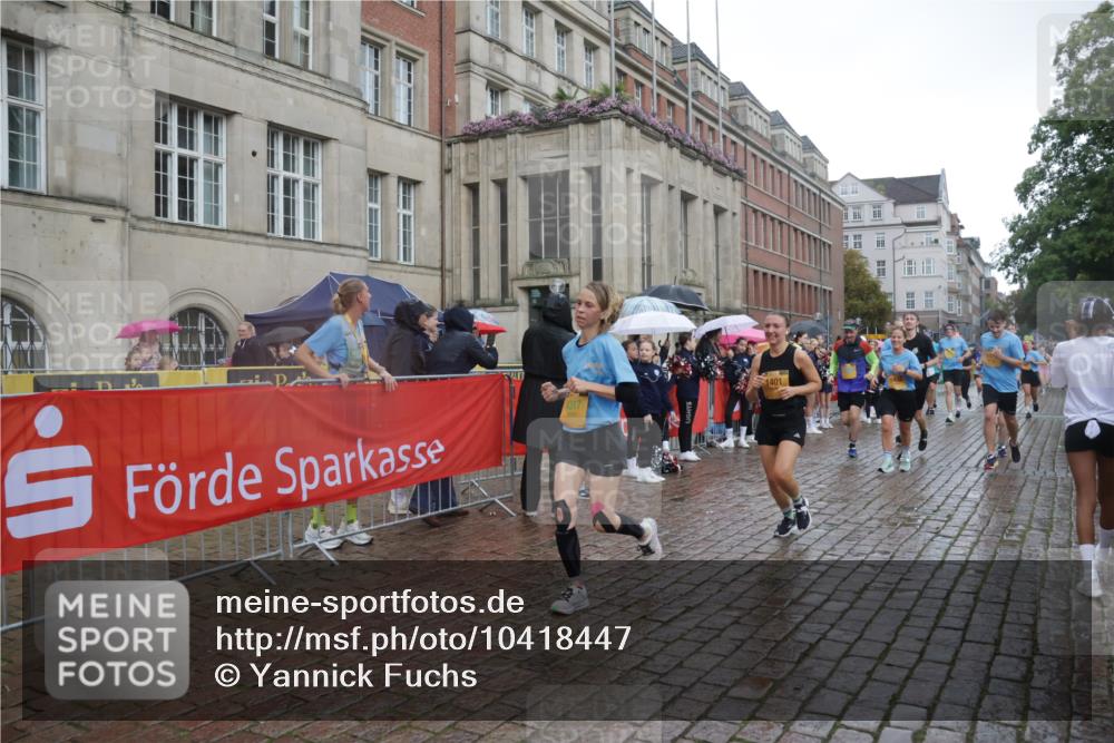 13.09.2026 - Kiel Lauf Yannick Fuchs http://msf.ph/oto/10418447 13.09.2026 10:50:34 Ziel 274, 395, 576, 807, 952, 1124, 1737, 1904, 1921, 1980, 2521, 2530, 3032, 3737, 3769, 3929, 4875, 4922, 5100, 5549, 5800, 6127, 6666, 6864, 7229, 7266, 7520, 8086, 8131, 8365, 8768, 9013, 9148, 9433, 9434, 10192, 10391, 10486, 11080, 12092, 12288, 12429, 12602, 124, 177, 213, 274, 706, 707, 723, 835, 1008, 1057, 1154, 1401, 1779, 1980, 2709, 2901, 3214, 3216, 3436, 3889, 4270, 4317, 4714, 4743, 5394, 5438, 5456, 5804, 6127, 6248, 6250, 6445 meine-sportfotos.de
