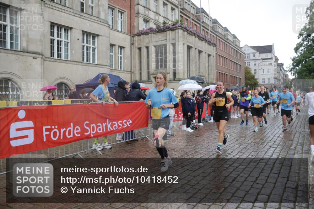 13.09.2026 - Kiel Lauf Yannick Fuchs http://msf.ph/oto/10418452 13.09.2026 10:50:34 Ziel 274, 395, 576, 807, 952, 1124, 1737, 1904, 1921, 1980, 2521, 2530, 3032, 3737, 3769, 3929, 4875, 4922, 5100, 5549, 5800, 6127, 6666, 6864, 7229, 7266, 7520, 8086, 8131, 8365, 8768, 9013, 9148, 9433, 9434, 10192, 10391, 10486, 11080, 12092, 12288, 12429, 12602, 124, 177, 213, 274, 706, 707, 723, 835, 1008, 1057, 1154, 1401, 1779, 1980, 2709, 2901, 3214, 3216, 3436, 3889, 4270, 4317, 4714, 4743, 5394, 5438, 5456, 5804, 6127, 6248, 6250, 6445 meine-sportfotos.de