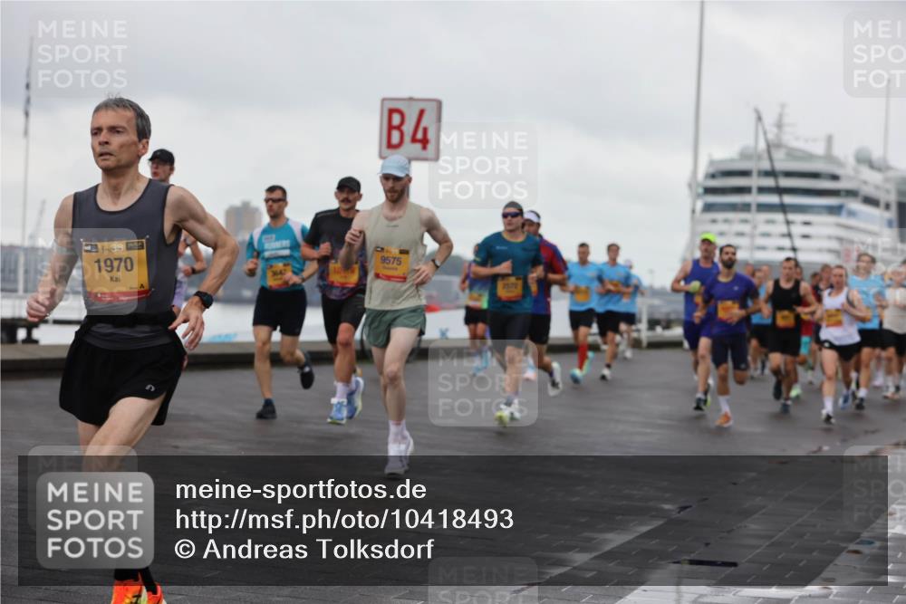 13.09.2026 - Kiel Lauf Andreas Tolksdorf http://msf.ph/oto/10418493 13.09.2026 10:57:09 Kiellinie 4, 1, 38, 1970, 9575, 2572 meine-sportfotos.de