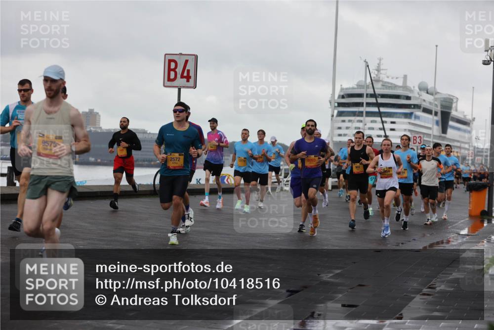 13.09.2026 - Kiel Lauf Andreas Tolksdorf http://msf.ph/oto/10418516 13.09.2026 10:57:09 Kiellinie 9575, 4, 2572, 12772, 8093, 3 meine-sportfotos.de
