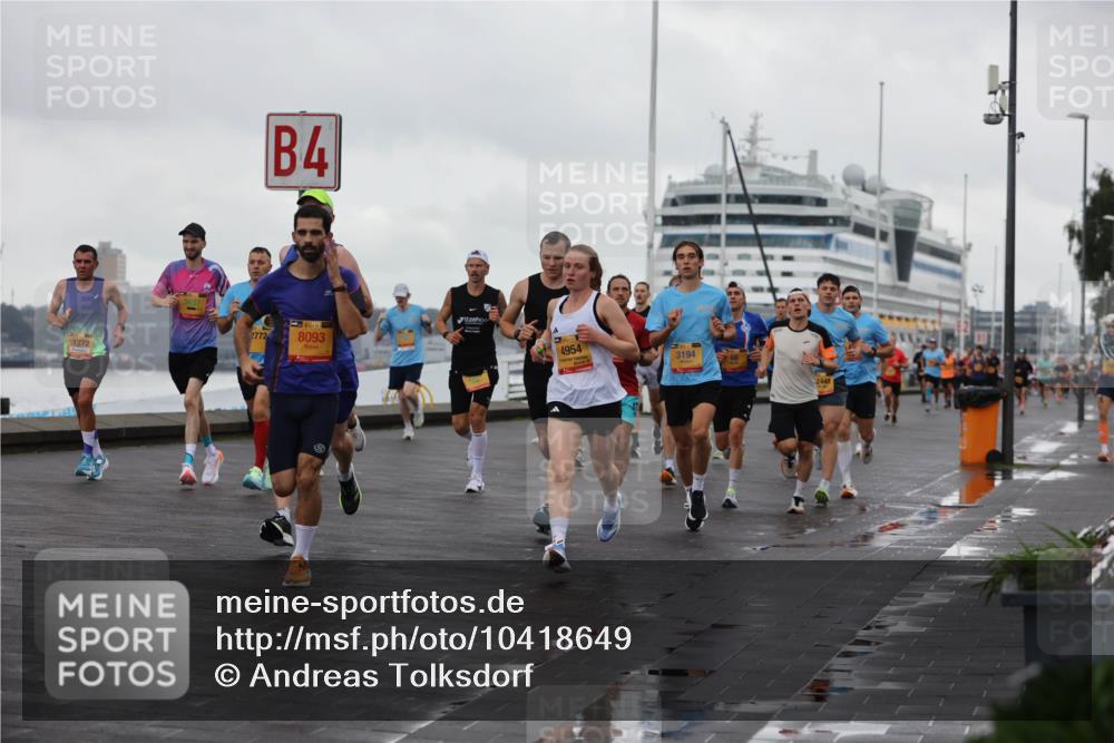 13.09.2026 - Kiel Lauf Andreas Tolksdorf http://msf.ph/oto/10418649 13.09.2026 10:57:11 Kiellinie 2772, 11272, 4, 8093, 4954, 3194 meine-sportfotos.de