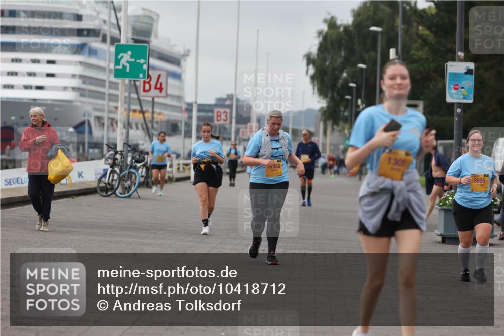 13.09.2026 - Kiel Lauf Andreas Tolksdorf http://msf.ph/oto/10418712 13.09.2026 10:08:34 Kiellinie 4, 3, 388, 130, 3935 meine-sportfotos.de