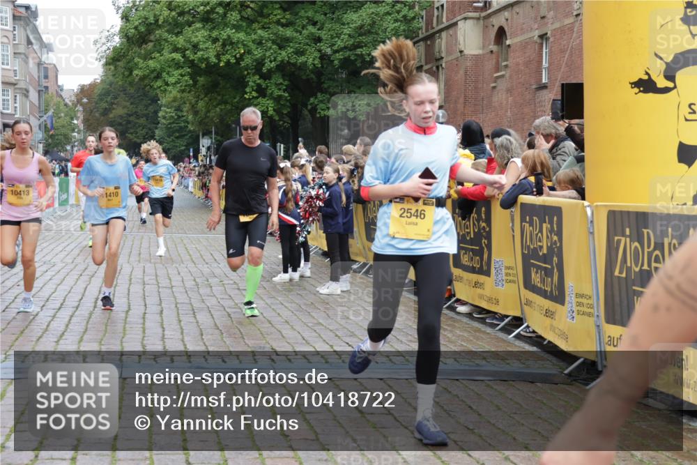 13.09.2026 - Kiel Lauf Yannick Fuchs http://msf.ph/oto/10418722 13.09.2026 09:40:14 Ziel 1120, 2546, 3724, 5081, 9734, 10413, 10418, 10825, 10971, 11410, 12715, 2123, 2510, 3416, 4090, 4605, 4862, 5946, 6209, 8620, 9367, 9782, 10031, 10769, 11034, 12172, 1081, 2284, 2695, 2847, 3694, 4987, 7239, 9351, 9444, 9782, 10303, 10769, 12172 meine-sportfotos.de
