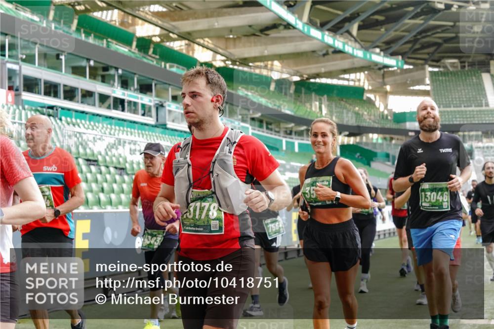 13.09.2026 - 21. swb-Marathon Bremen Michael Burmester http://msf.ph/oto/10418751 13.09.2026 13:20:44 Laufen im Stadion 333, 423, 464, 512, 601, 620, 704, 782, 938, 1066, 1094, 1129, 1156, 1158, 1177, 1316, 1409, 1439, 1446, 1676, 1697, 1756, 1808, 1815, 1846, 1916, 2010, 2028, 2064, 2139, 2201, 2240, 2258, 2278, 2315, 2349, 2394, 2395, 2414, 2417, 2437, 2501, 2519, 2533, 2551, 2588, 2626, 2689, 2694, 2695, 2702, 2703, 2722, 2736, 2756, 2793, 2828, 2886, 2954, 3004, 3010, 3017, 3018, 3035, 3036, 3037, 3059, 3070, 3074, 3102, 3116, 3139, 3144, 3243, 3263, 3264, 3310, 3315 meine-sportfotos.de