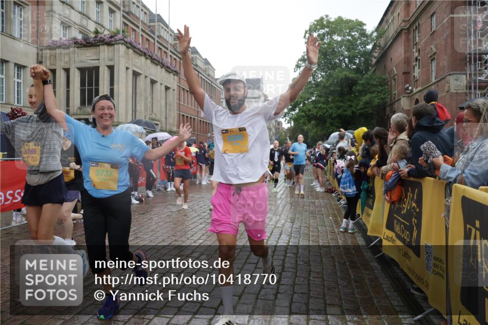 13.09.2026 - Kiel Lauf Yannick Fuchs http://msf.ph/oto/10418770 13.09.2026 10:50:59 Ziel 1442, 2772, 4106, 4273, 4354, 4745, 5992, 6557, 7013, 7314, 7469, 8215, 9092, 9508, 9689, 9798, 11454, 12608, 274, 395, 576, 715, 807, 952, 1124, 1737, 1904, 1921, 1980, 2029, 2521, 2530, 2578, 3032, 3238, 3295, 3737, 3769, 3929, 4279, 4875, 4922, 5100, 5426, 5430, 5549, 5800, 6127, 6666, 6864, 7224, 7229, 7266, 7314, 7520, 8105, 8131, 8768, 8848, 9508, 9599, 9798, 10028, 10029, 10192, 10198, 10391, 10968, 11684, 11960, 12092, 12262, 238, 251, 3214, 3216, 3436 meine-sportfotos.de