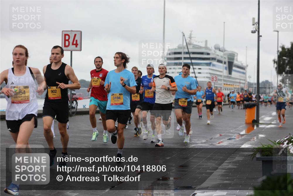13.09.2026 - Kiel Lauf Andreas Tolksdorf http://msf.ph/oto/10418806 13.09.2026 10:57:13 Kiellinie 4, 954, 39, 902, 3147, 38, 3194, 9795, 12448, 3 meine-sportfotos.de