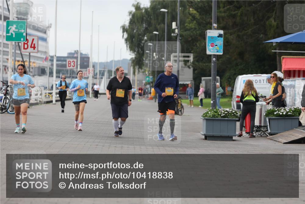 13.09.2026 - Kiel Lauf Andreas Tolksdorf http://msf.ph/oto/10418838 13.09.2026 10:08:49 Kiellinie 4, 3, 2913, 7737, 12343 meine-sportfotos.de