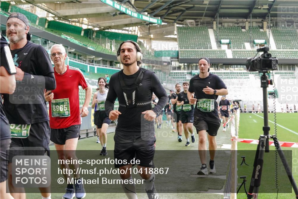 13.09.2026 - 21. swb-Marathon Bremen Michael Burmester http://msf.ph/oto/10418867 13.09.2026 13:20:47 Laufen im Stadion 333, 423, 441, 464, 601, 620, 704, 782, 938, 1066, 1094, 1129, 1156, 1158, 1177, 1316, 1409, 1439, 1446, 1518, 1676, 1697, 1756, 1808, 1815, 1846, 1916, 2010, 2028, 2064, 2139, 2201, 2258, 2278, 2315, 2349, 2394, 2395, 2414, 2417, 2437, 2501, 2519, 2533, 2551, 2588, 2626, 2689, 2694, 2695, 2702, 2722, 2736, 2756, 2793, 2828, 2886, 2954, 3004, 3010, 3017, 3018, 3035, 3036, 3037, 3059, 3070, 3074, 3102, 3116, 3139, 3144, 3243, 3263, 3264, 3310, 3315 meine-sportfotos.de