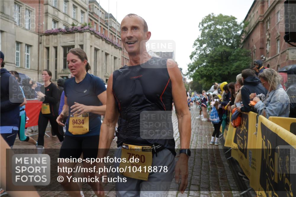 13.09.2026 - Kiel Lauf Yannick Fuchs http://msf.ph/oto/10418878 13.09.2026 10:51:04 Ziel 386, 638, 1442, 1758, 2730, 2772, 3873, 4106, 4258, 4259, 4273, 4354, 4745, 5999, 6293, 6557, 7013, 7469, 8464, 9007, 9092, 9689, 10455, 11281, 11454, 11910, 395, 715, 952, 1124, 1737, 1904, 1921, 2029, 2521, 2530, 2578, 2772, 3238, 3295, 4279, 4875, 4922, 5426, 5430, 5549, 5800, 5992, 6666, 6864, 7224, 7229, 7266, 7314, 7520, 8105, 8131, 8215, 8768, 8848, 9092, 9508, 9599, 9689, 9798, 10028, 10029, 10192, 10198, 10391, 10968, 11454, 11684, 11960, 12092, 12262, 238, 251 meine-sportfotos.de