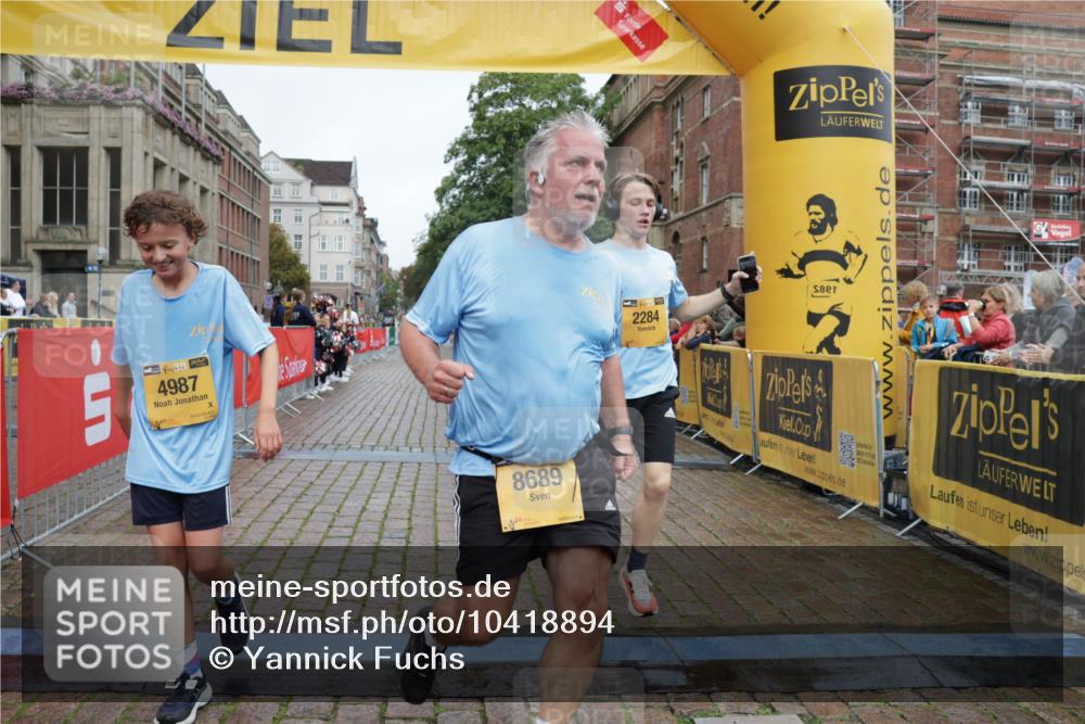 13.09.2026 - Kiel Lauf Yannick Fuchs http://msf.ph/oto/10418894 13.09.2026 09:40:24 Ziel 2284, 2695, 3694, 3724, 4987, 9734, 10418, 10971, 11410, 1120, 2123, 2546, 3416, 5081, 5946, 6209, 8620, 10031, 10413, 10825, 11034, 11410, 12715, 420, 1081, 2847, 3552, 6563, 7131, 7239, 7730, 10353, 11750, 12225, 2510, 4090, 4605, 4862, 8620, 9367 meine-sportfotos.de