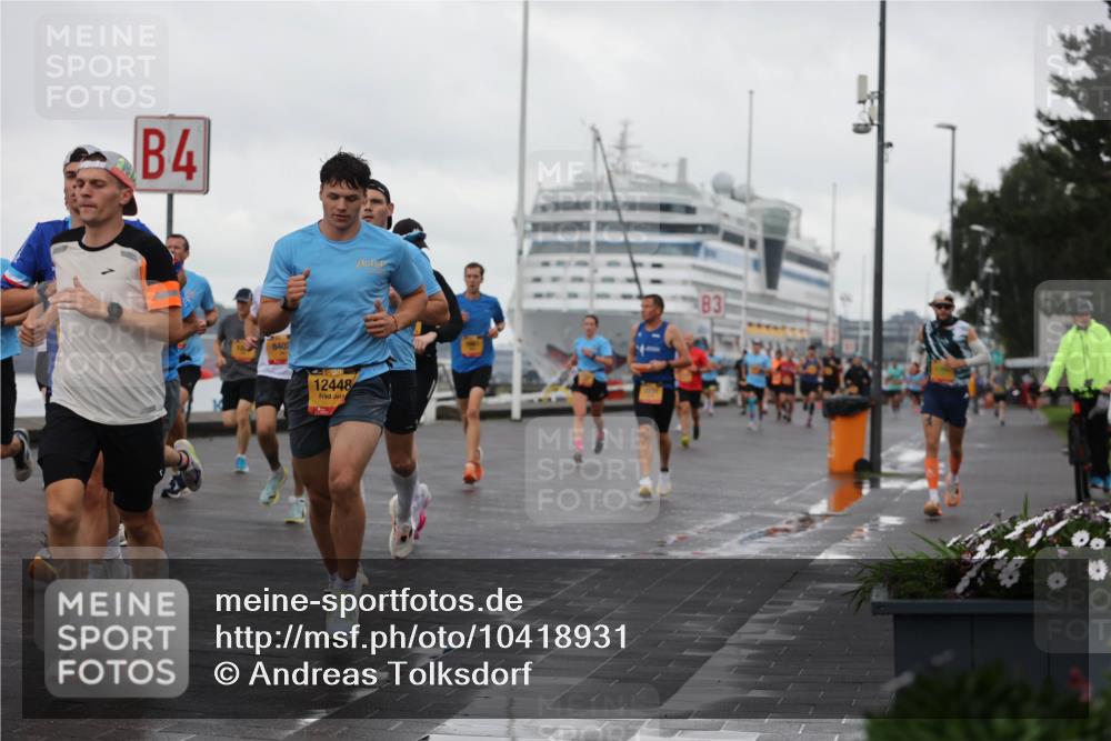 13.09.2026 - Kiel Lauf Andreas Tolksdorf http://msf.ph/oto/10418931 13.09.2026 10:57:15 Kiellinie 4, 8407, 1, 38, 12448, 3 meine-sportfotos.de