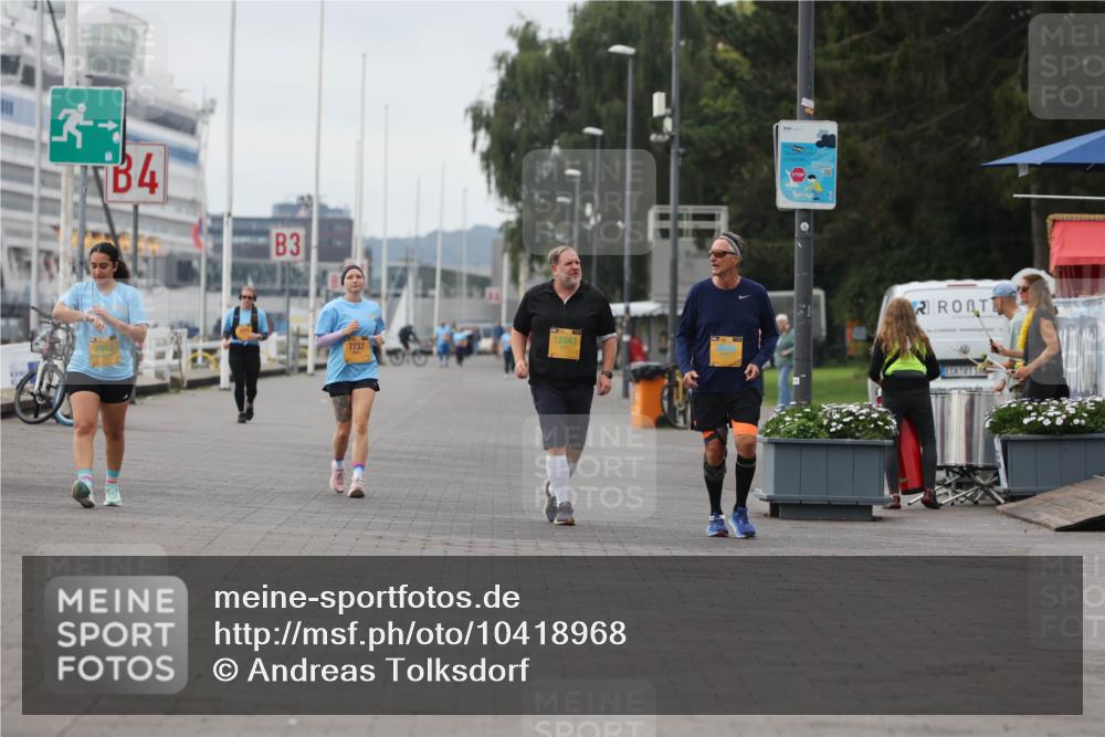 13.09.2026 - Kiel Lauf Andreas Tolksdorf http://msf.ph/oto/10418968 13.09.2026 10:08:50 Kiellinie 4, 3, 7737, 12343 meine-sportfotos.de
