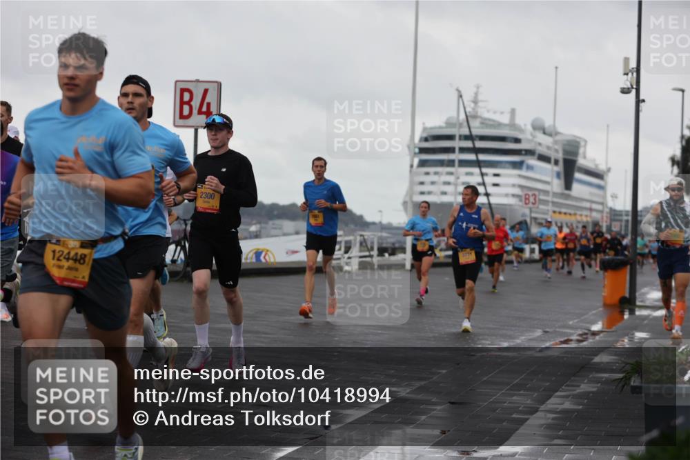 13.09.2026 - Kiel Lauf Andreas Tolksdorf http://msf.ph/oto/10418994 13.09.2026 10:57:16 Kiellinie 12448, 4, 2300, 1661, 3731, 3 meine-sportfotos.de