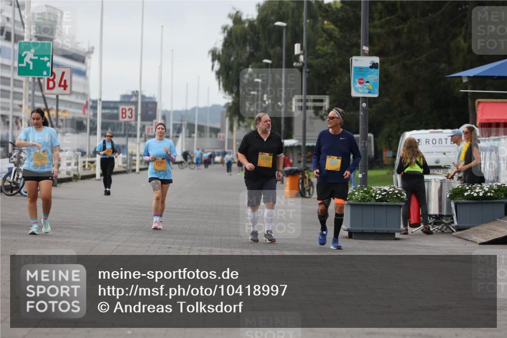13.09.2026 - Kiel Lauf Andreas Tolksdorf http://msf.ph/oto/10418997 13.09.2026 10:08:51 Kiellinie 2913, 4, 3, 7737, 12343, 100 meine-sportfotos.de