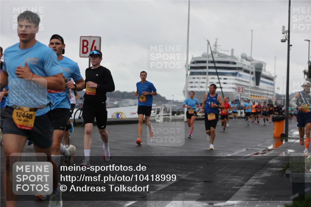 13.09.2026 - Kiel Lauf Andreas Tolksdorf http://msf.ph/oto/10418999 13.09.2026 10:57:16 Kiellinie 12448, 3731, 3 meine-sportfotos.de