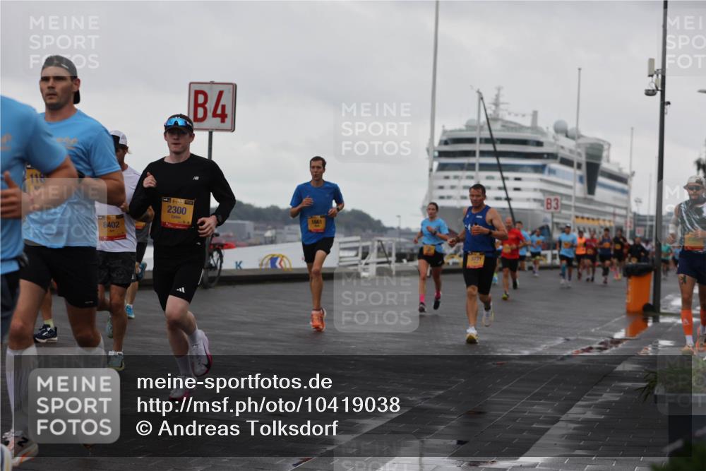 13.09.2026 - Kiel Lauf Andreas Tolksdorf http://msf.ph/oto/10419038 13.09.2026 10:57:16 Kiellinie 118, 4, 39, 8402, 39, 2300, 1661, 3731, 3 meine-sportfotos.de
