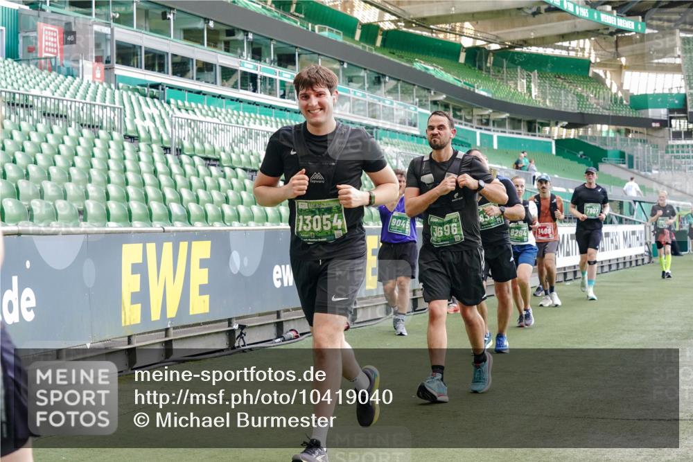 13.09.2026 - 21. swb-Marathon Bremen Michael Burmester http://msf.ph/oto/10419040 13.09.2026 13:20:51 Laufen im Stadion 423, 441, 464, 601, 620, 704, 782, 1060, 1066, 1094, 1129, 1156, 1158, 1177, 1316, 1409, 1439, 1446, 1518, 1676, 1697, 1756, 1808, 1815, 1846, 1916, 2010, 2028, 2064, 2139, 2201, 2258, 2278, 2315, 2349, 2394, 2395, 2414, 2417, 2437, 2501, 2519, 2533, 2551, 2588, 2626, 2694, 2695, 2702, 2722, 2736, 2756, 2793, 2828, 2886, 2954, 3004, 3010, 3017, 3018, 3022, 3035, 3036, 3037, 3059, 3070, 3074, 3102, 3116, 3139, 3144, 3243, 3263, 3264, 3310, 3315 meine-sportfotos.de